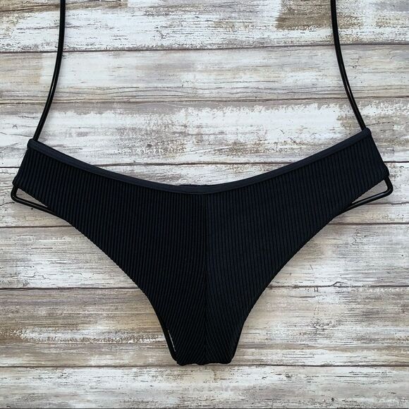 FRANKIES BIKINIS Alana Ribbed Cheeky Bikini Bottom - Picture 2 of 10